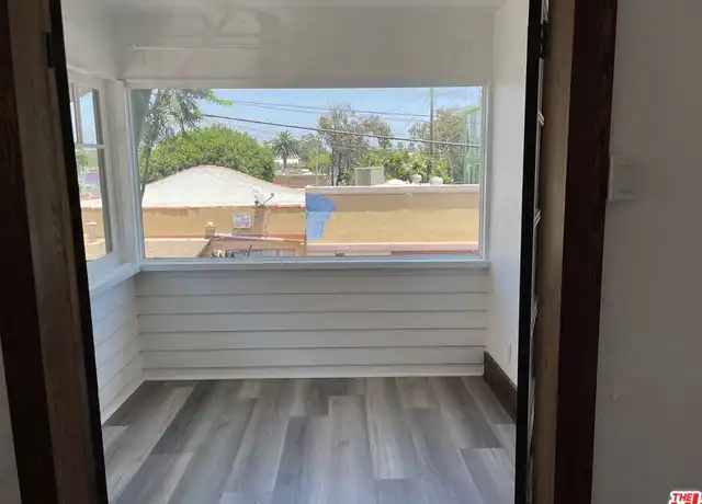 Property at 1307 Innes Pl Unit D, Venice, CA, 90291, 1 bed, 1 bath, [object Object]