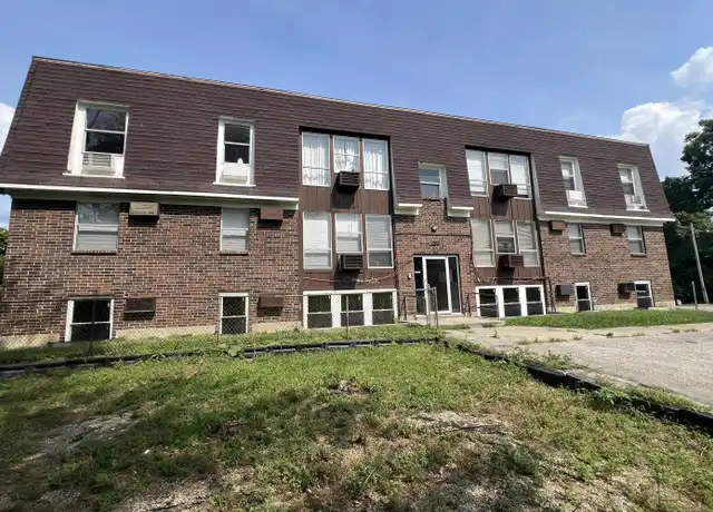 Property at 4591 Paddock Rd Unit 24, Cincinnati, OH, 45229, 3 beds, 1 bath, [object Object]