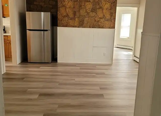 Property at 180 Ennell St Unit 1, Lowell, MA, 01850, 3 beds, 1 bath, [object Object]