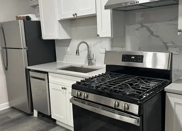 Property at 1328 W 18th Pl Unit CH-2F, Chicago, IL, 60608, 1 bed, 1 bath, [object Object]