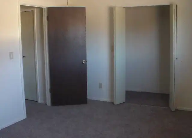 Property at 550 Yale Pl Unit B, Canon City, CO, 81212, 2 beds, 1.5 baths, [object Object]