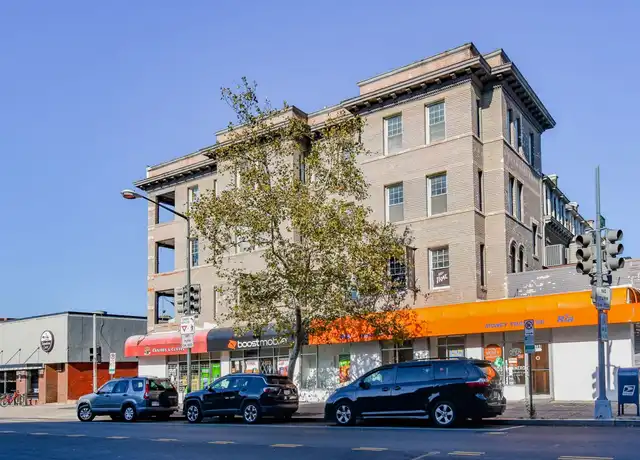Property at 1737 Columbia Rd NW Unit 3rd Floor, Washington, DC, 20009, 3 beds, 1 bath, [object Object]