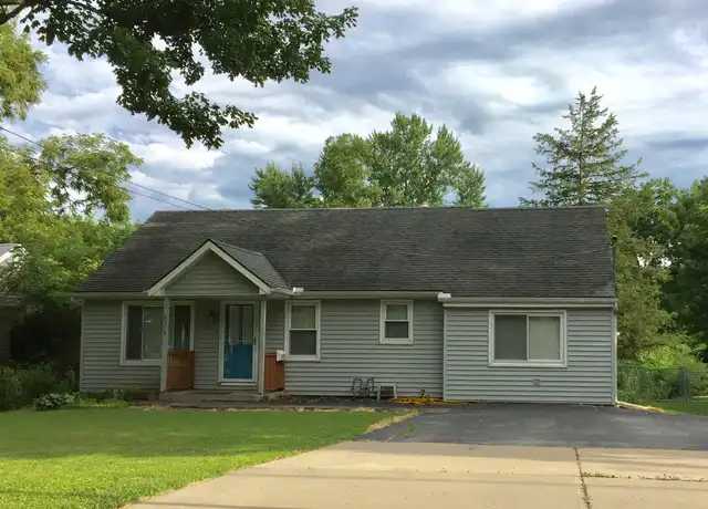 Property at 6315 W 74th St, Overland Park, KS, 66204, 3 beds, 1 bath, [object Object]
