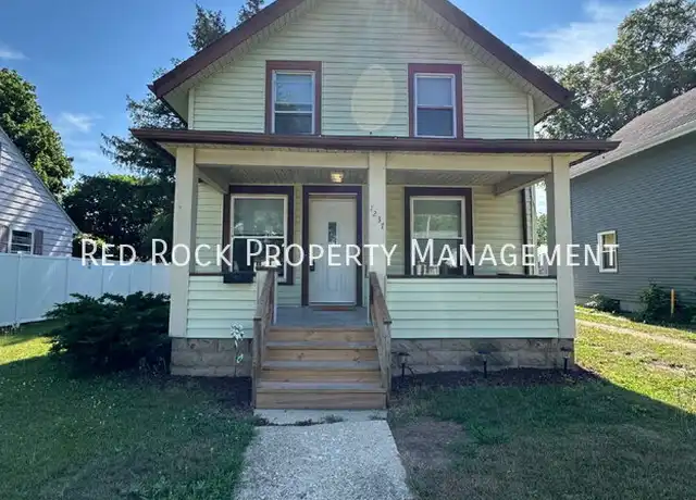 Property at 1237 8th St, Beloit, WI, 53511, 3 beds, 1.5 baths, [object Object]