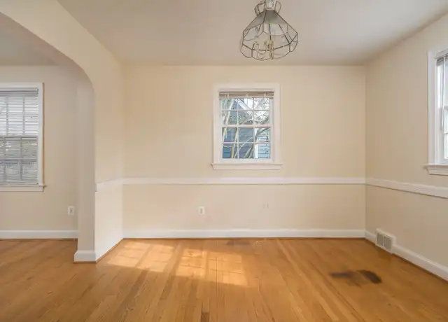 Property at 4818 22nd Rd N, Arlington, VA, 22207, 4 beds, 3 baths, [object Object]