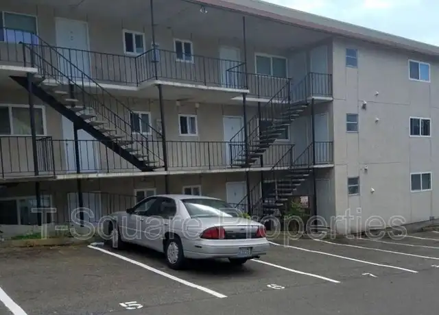Property at 5804 Highway Pl Unit 11, Everett, WA, 98203, 1 bed, 1 bath, [object Object]