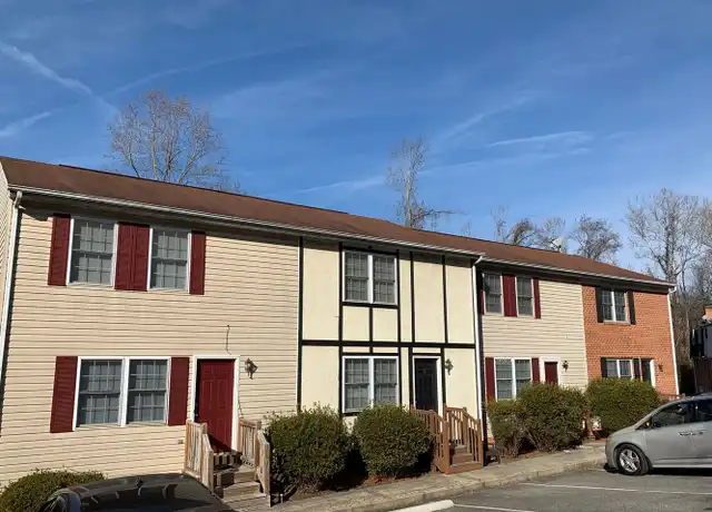 Property at 101 1/2 Hampden Dr Unit 14, Lynchburg, VA, 24502, 1 bed, 1 bath, [object Object]