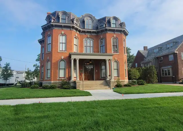 Property at 462 W 6th St Unit 4, Erie, PA, 16507, 1 bed, 1 bath, [object Object]
