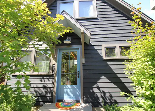 Property at 1553 SE Umatilla St Unit B, Portland, OR, 97202, 1 bed, 1 bath, [object Object]