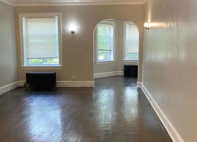 Property at 7346 S Phillips Ave Unit 2, Chicago, IL, 60649, 4 beds, 2 baths, [object Object]