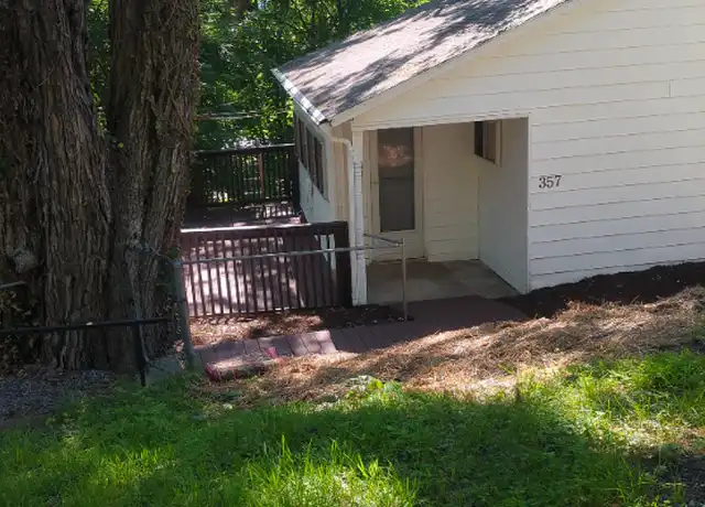Property at 357 N Jackson St, Evans City, PA, 16033, 3 beds, 1 bath, [object Object]