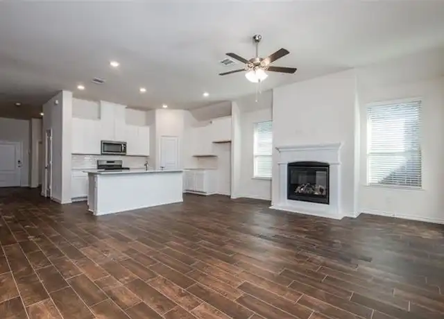 Property at 3207 Brady Starr Dr, Aubrey, TX, 76227, 4 beds, 3 baths, [object Object]