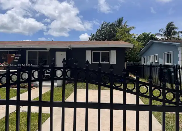Property at 1360 NE 144th St Unit 3, Miami, FL, 33161, 1 bed, 1 bath, [object Object]