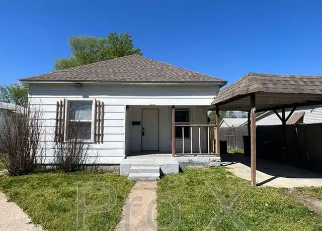 Property at 1207 W 7th St, Webb City, MO, 64870, 4 beds, 2 baths, [object Object]