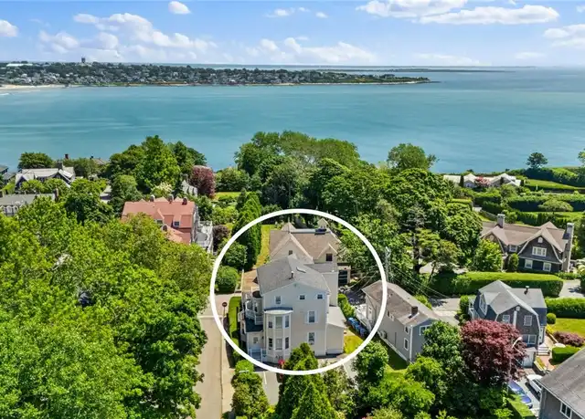 Property at 26 Cliff Ave #4, Newport, RI, 02840, 3 beds, 2 baths, [object Object]