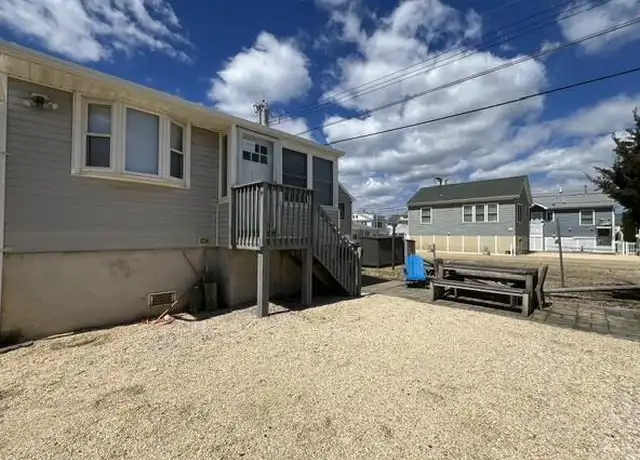 Property at 116 W Plover Way, Lavallette, NJ, 08735, 2 beds, 1 bath, [object Object]
