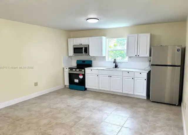 Property at 17625 SW 160th Ave, Miami, FL, 33187, 2 beds, 2 baths, [object Object]