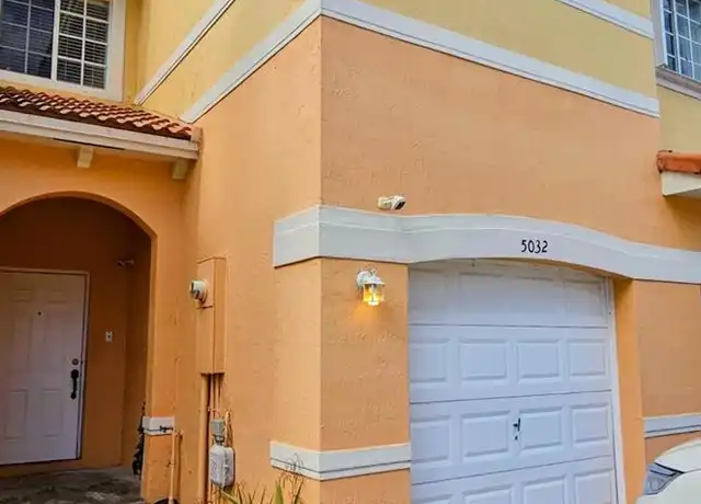 Property at 5032 SE Mariner Garden Cir Unit C15, Stuart, FL, 34997, 3 beds, 2.5 baths, [object Object]