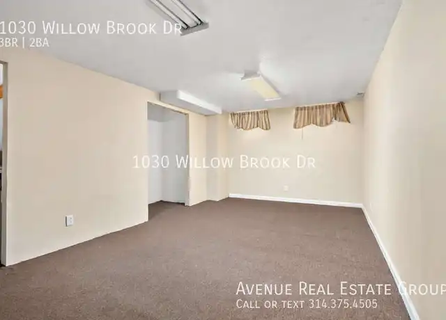 Property at 1030 Willow Brook Dr, Saint Louis, MO, 63146, 3 beds, 2 baths, [object Object]