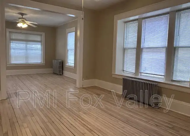 Property at 513 N Superior St, Appleton, WI, 54911, 2 beds, 1 bath, [object Object]