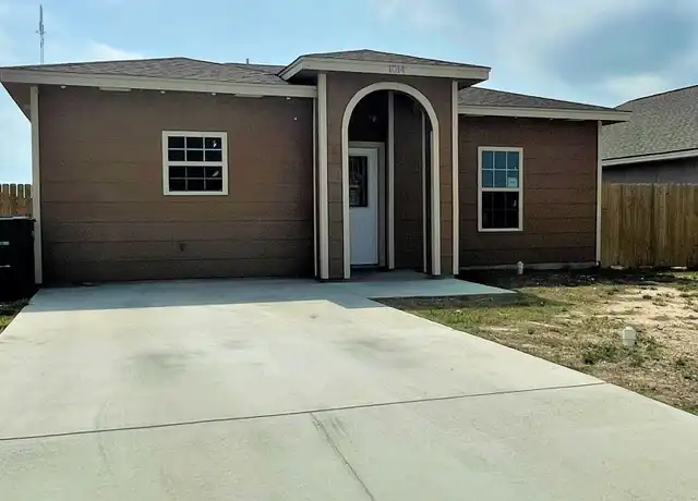 Property at 1014 Tesoro Park, Del Rio, TX, 78840, 2 beds, 2 baths, [object Object]