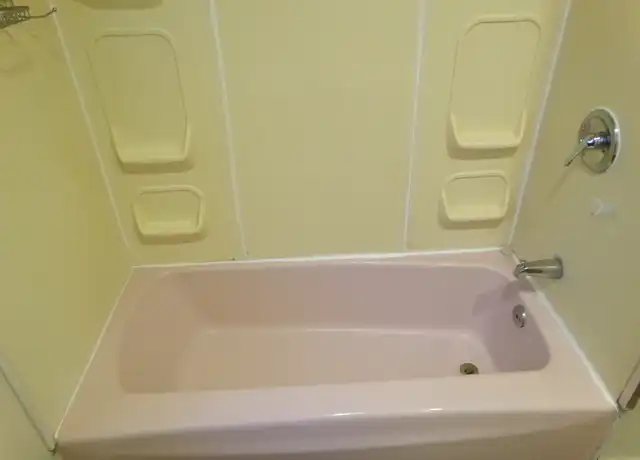 Property at 1609 N 21st St, Superior, WI, 54880, 1 bed, 1 bath, [object Object]