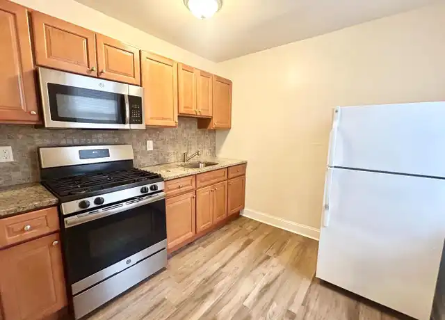 Property at 1318 N 25th St Unit B, Philadelphia, PA, 19121, 3 beds, 1 bath, [object Object]