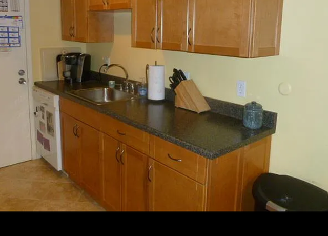 Photo of 10 Village Green Ln #19, Natick, MA 01760