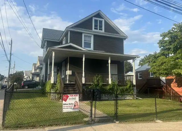 Property at 22 Cozzens Ave Unit 2-1, Highland Falls, NY, 10928, 2 beds, 1 bath, [object Object]