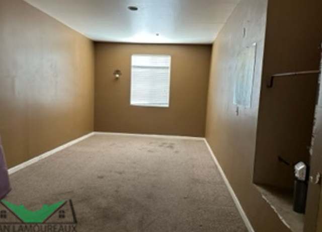 Photo of 697 Bourn Dr, Woodland, CA 95776