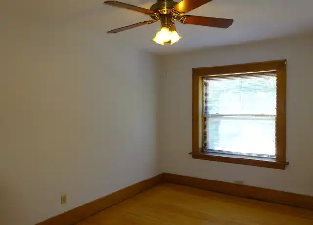 Property at 1728 3rd Ave S Unit 303, Minneapolis, MN, 55404, 1 bed, 1 bath, [object Object]