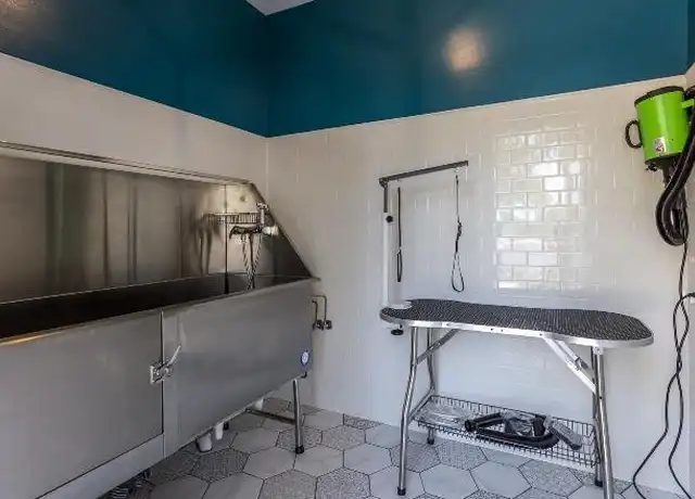 Property at 226 Bach Ct, Wheaton, IL, 60189, 1 bed, 2 baths, [object Object]
