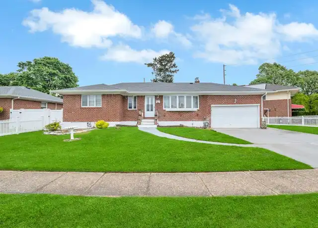 Property at 3883 Green Pl, Bethpage, NY, 11714, 3 beds, 2 baths, [object Object]