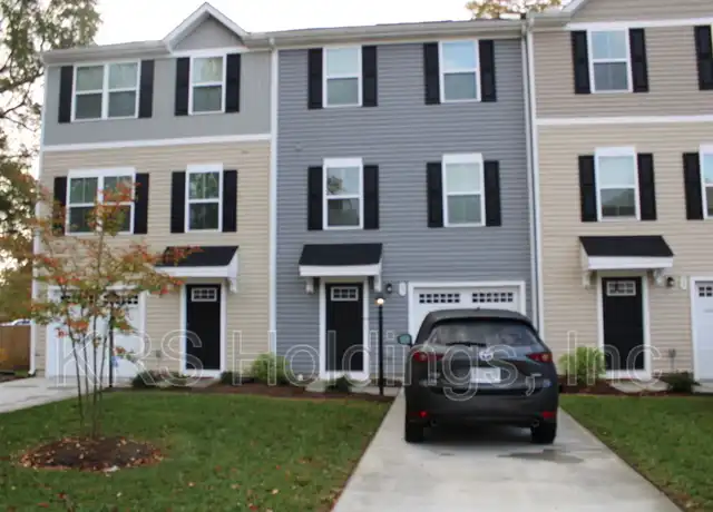 Property at 27 Manilla Cir, Hampton, VA, 23663, 3 beds, 2.5 baths, [object Object]
