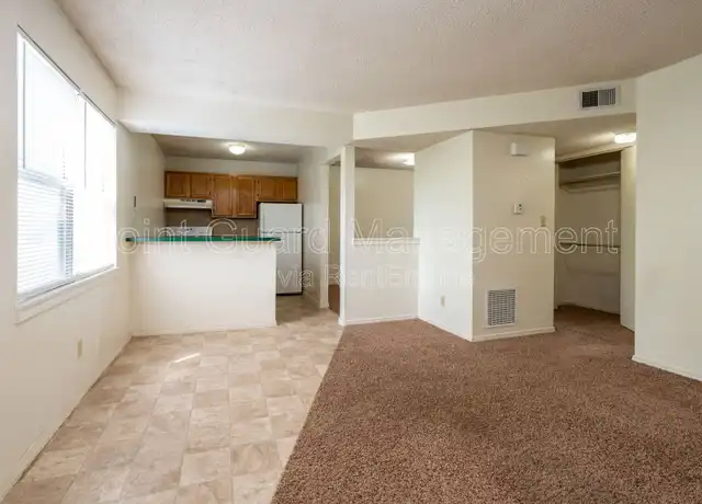 Property at 1817 E 24th Ave Unit 5, Hutchinson, KS, 67502, 0 beds, 1 bath, [object Object]