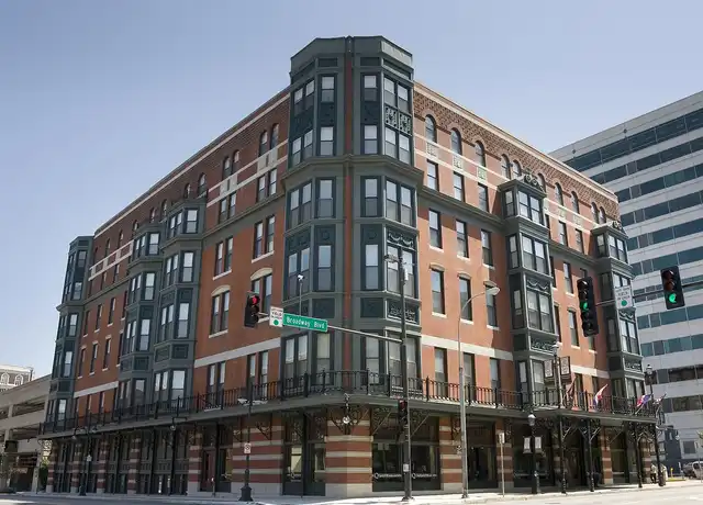 Property at Quality Hill Apartments - 1003 Broadway Blvd, Kansas City, MO, 64105, 2 beds, 1-2.5 bath, [object Object]