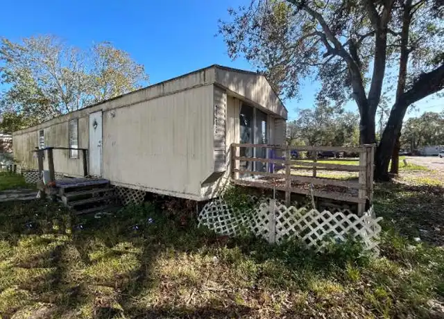 Property at 3312 Pine Needle Dr, Ruskin, FL, 33570, 2 beds, 1 bath, [object Object]