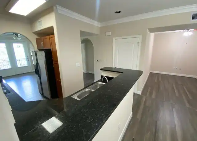 Property at 2299 Lone Star Dr #423, Sugar Land, TX, 77479, 1 bed, 1 bath, [object Object]