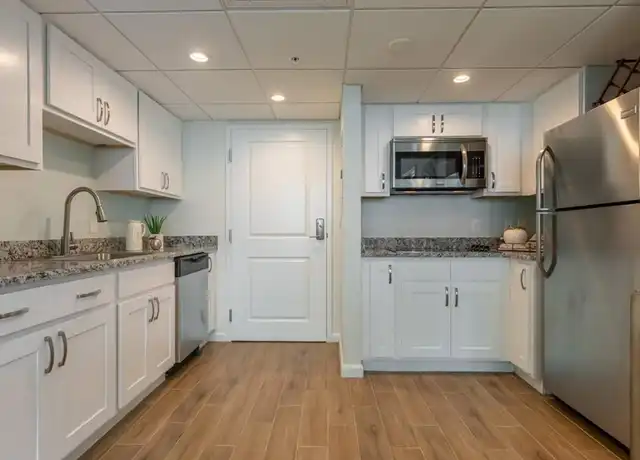 Property at Edison Grand - 2500 Edwards Dr, Fort Myers, FL, 33901, 0-2 beds, 1-2 bath, [object Object]