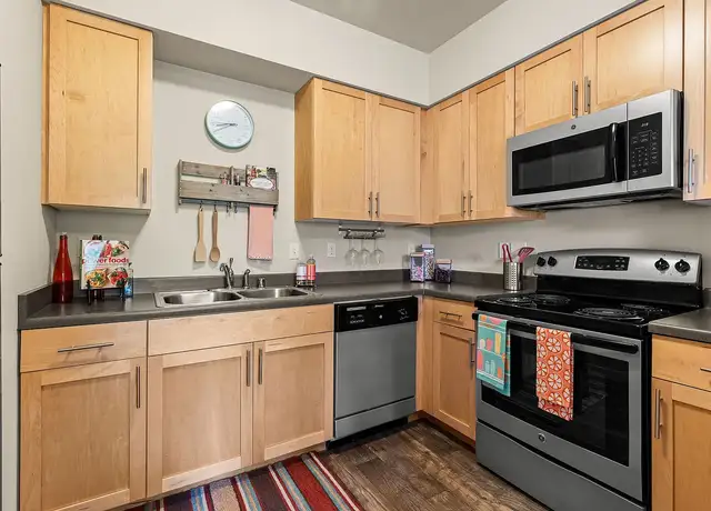 Photo of 11400 Olympus Way, Gig Harbor, WA 98332