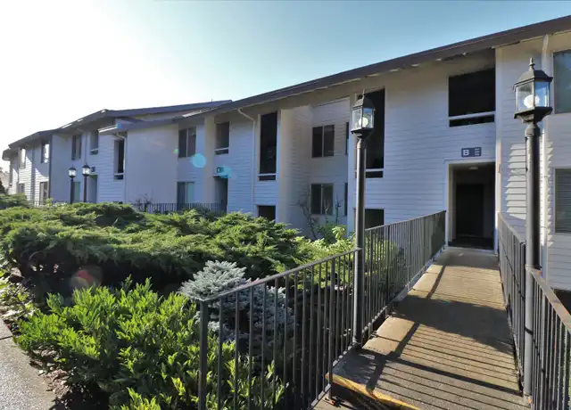 Property at 23507 Lakeview Dr Unit B203, Mountlake Terrace, WA, 98043, 2 beds, 1 bath, [object Object]