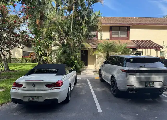 Property at 3733 Carambola Cir N #2820, Coconut Creek, FL, 33066, 3 beds, 2.5 baths, [object Object]