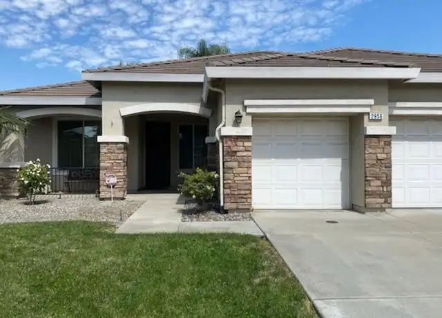 Property at 2956 W Buena Vista Ave, Visalia, CA, 93291, 3 beds, 2 baths, [object Object]
