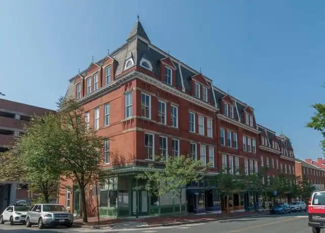 Property at University Place Apartments - 617 W Lexington St, Baltimore, MD, 21201, 0-3 beds, 1 bath, [object Object]