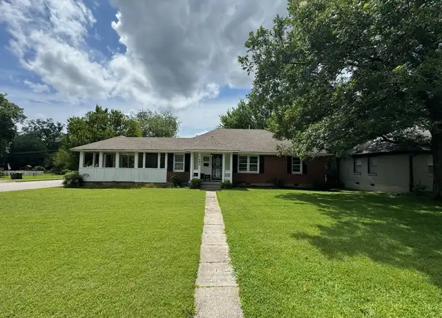 Property at 1283 Colonial Rd, Memphis, TN, 38117, 3 beds, 1 bath, [object Object]