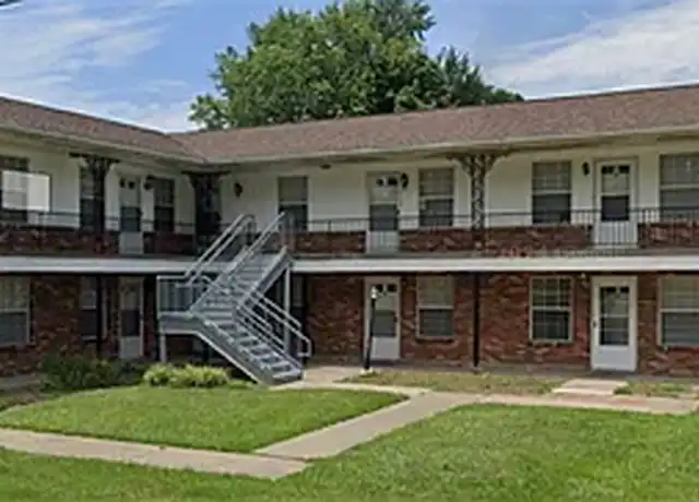 Property at Heather House - 1900 Farnsley Rd, Louisville, KY, 40216, 1 bed, 1 bath, [object Object]