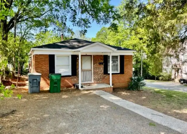 Property at 800 E 17th St, Charlotte, NC, 28205, 2 beds, 1 bath, [object Object]