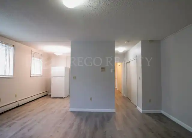 Property at 70 Russ St Unit A-3, Hartford, CT, 06106, 2 beds, 1 bath, [object Object]