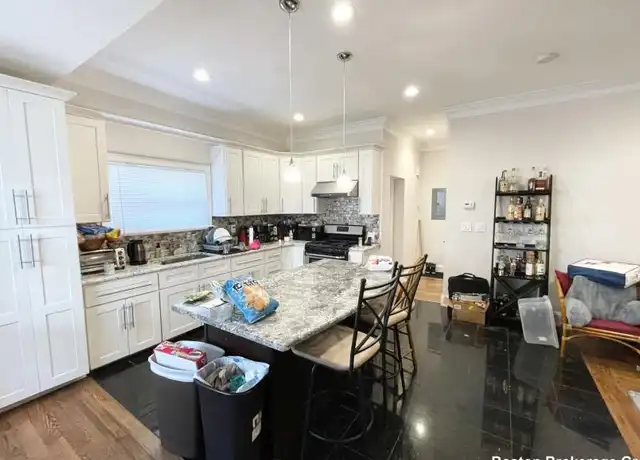 Property at 32 Sumner St, Dorchester, MA, 02125, 6 beds, 3 baths, [object Object]