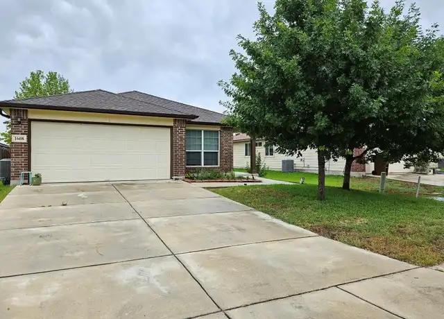 Property at 1608 Monte Vista Dr, Lockhart, TX, 78644, 3 beds, 2 baths, [object Object]